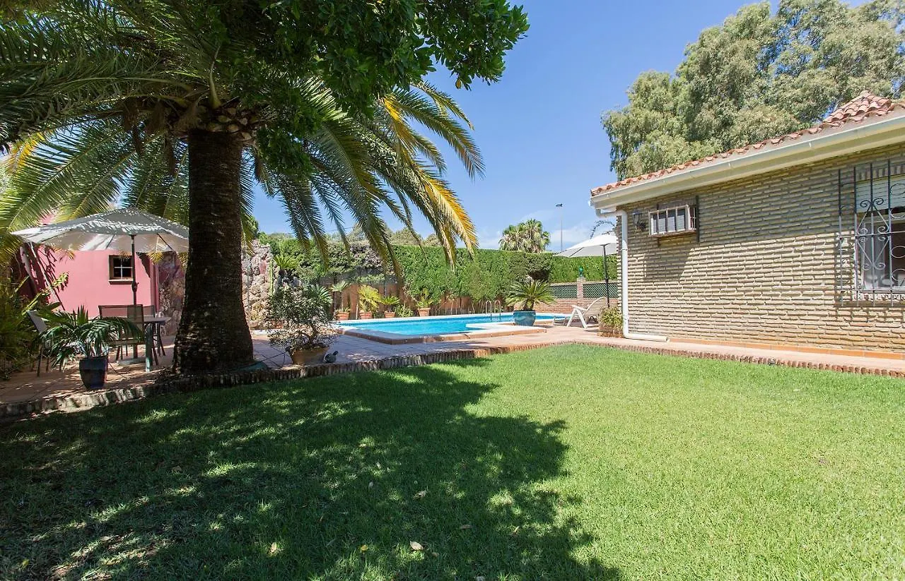 Chalet 4 Rooms Piscina Privada Parking El Puerto de Santa Maria Holiday home
